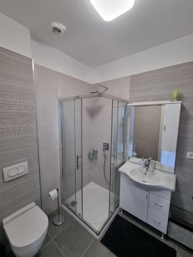 Apartmani Toni Drniš Exterior foto
