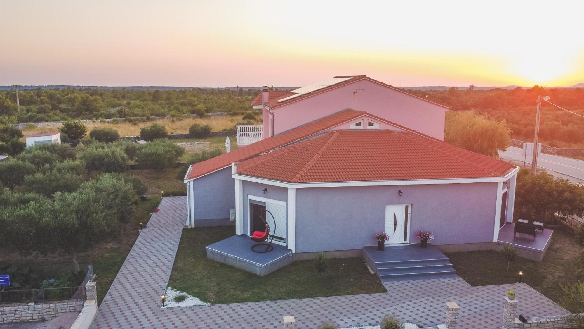 Apartmani Toni Drniš Exterior foto